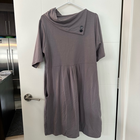 New never worn Dulce dress from Buttercream Clothing- see description for sizing - Picture 1 of 4